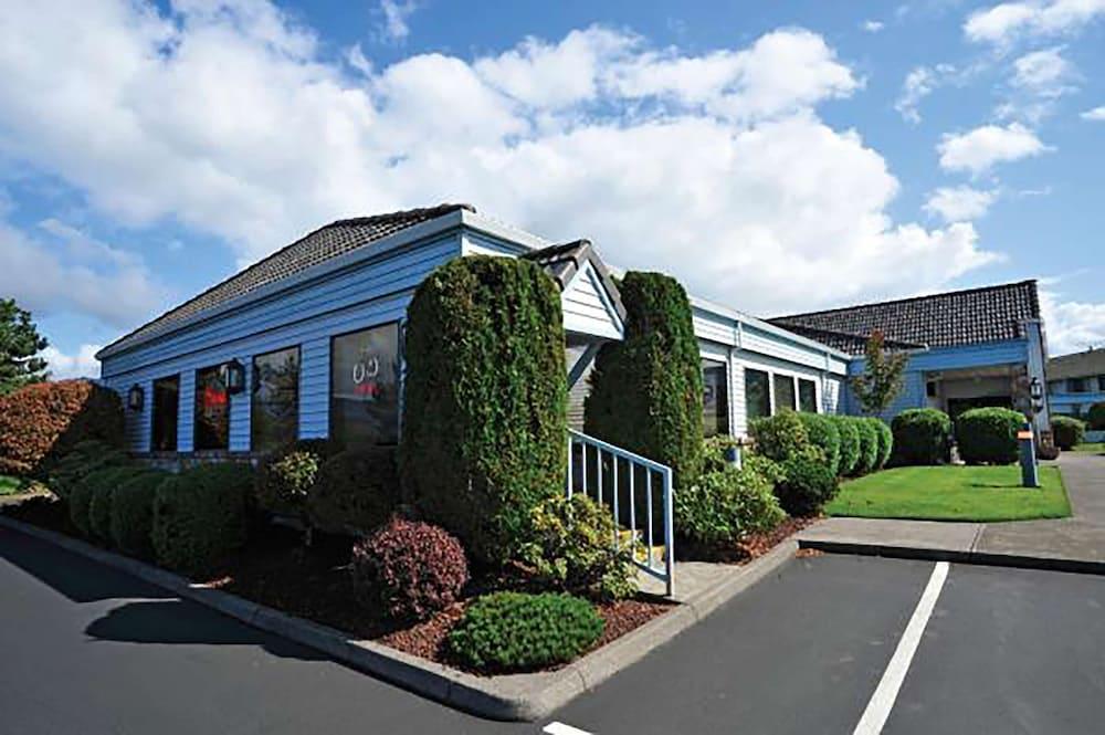 The Tillamook Inn Bagian luar foto